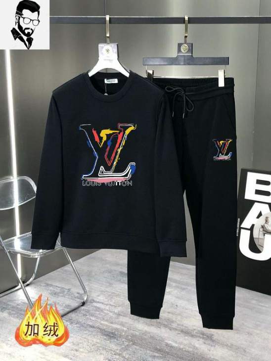 Picture of LV Sweater Suits _SKULVM-5XLkdtr12241039